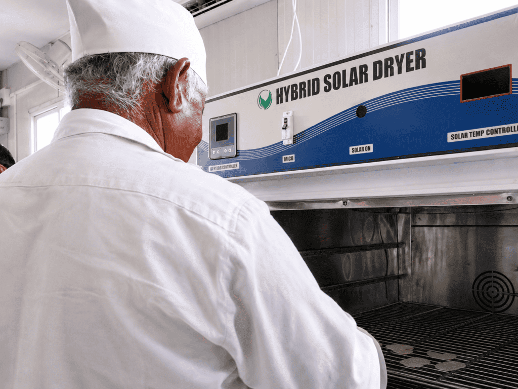 Best Solar Cold Storage solution for farmers in India | Ecosaras